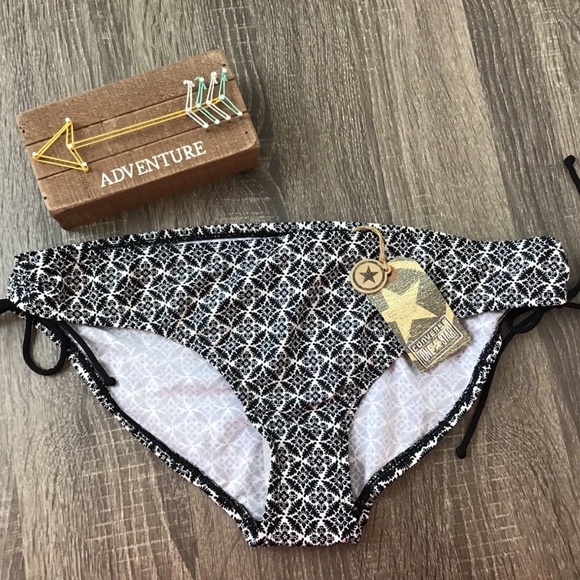 Converse Other - CONVERSE Swim Black Hipster Bikini Bottom